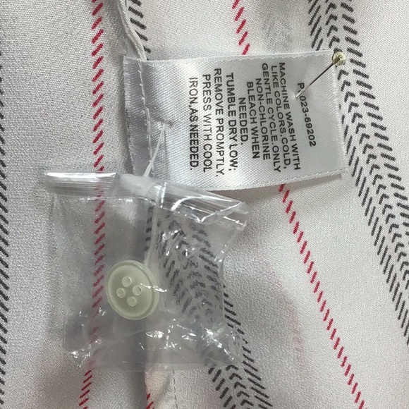 🌲 PENDLETON White Black Red Pinstripe Crepe Semi Sheer Tailored Dress Blouse - Picture 5 of 6